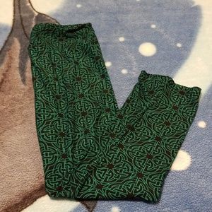 Lularoe tall and curvy leggings